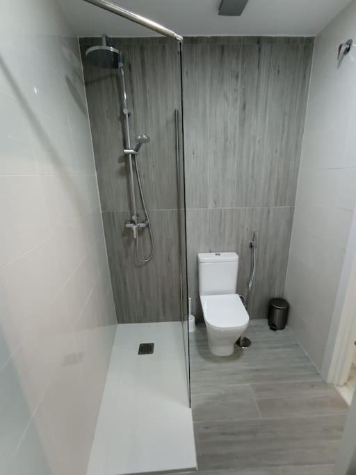 4 Pkg Marmoles Apartament Malaga