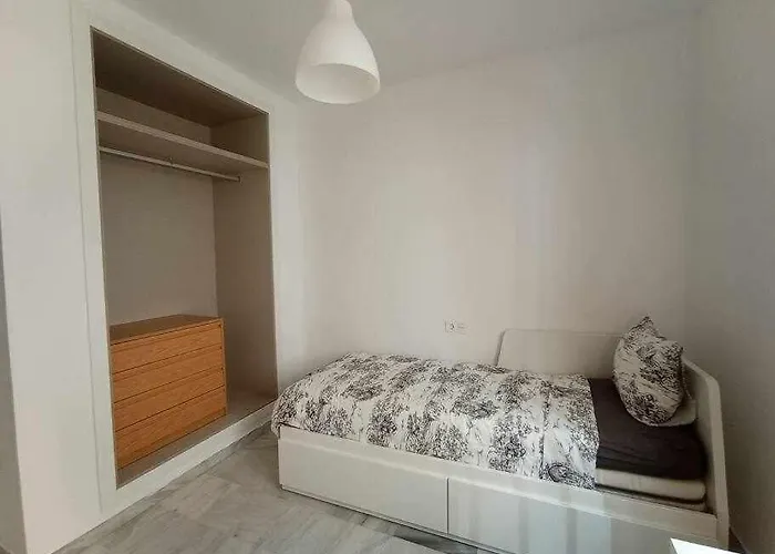 4 Rooms Pkg Marmoles Malaga