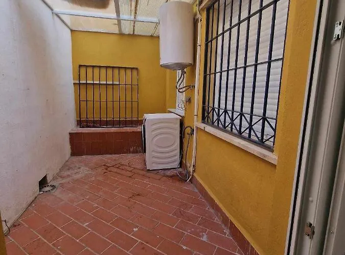4 Rooms Pkg Marmoles Malaga